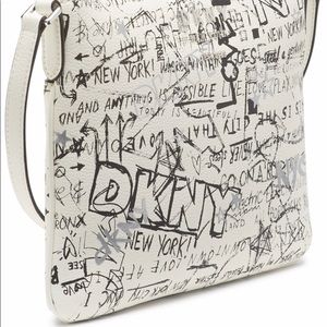 🎉HP🎉 DKNY Erin Graffiti Crossbody Bag